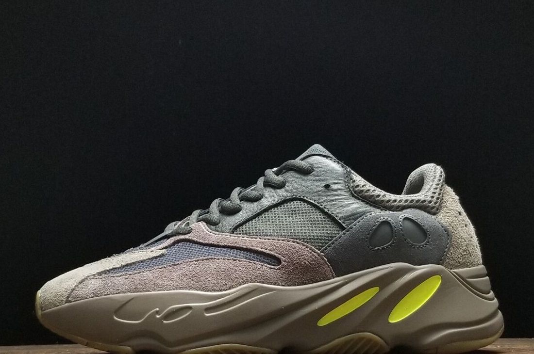 Yeezy 700 Mauve Replica Sneakers for Cheap (1)